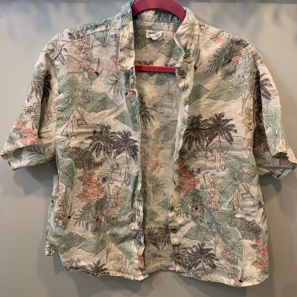 Artisan NY Floral Tropical Print Shirt with wood buttons women’s size large
